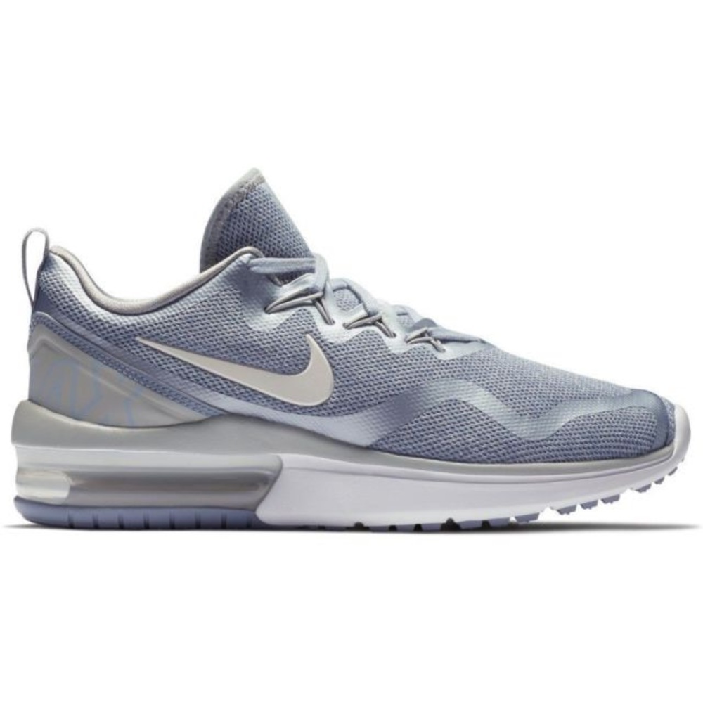 Nike women’s Air max fury sz 8.5 NWT